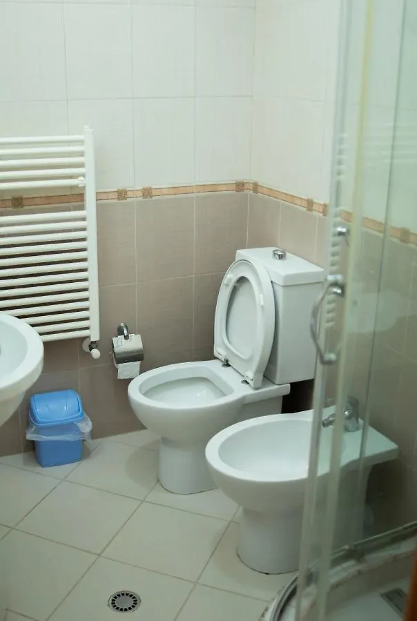 ****  Hotel Oaz Golem  Albania