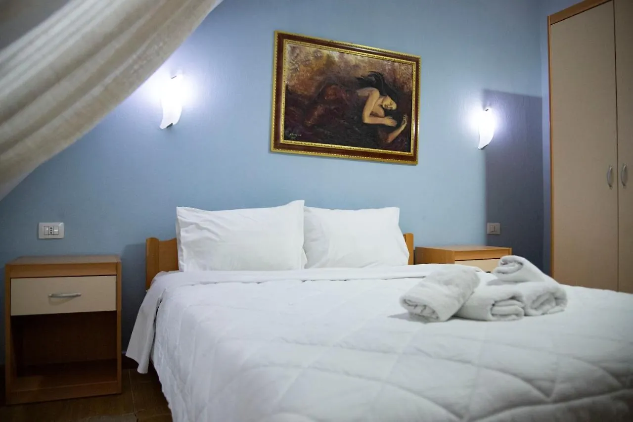 ****  Hotel Oaz Golem  Albania