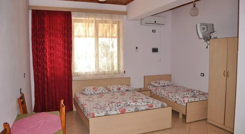 Hotel Oaz Golem   Golem (Tirana)