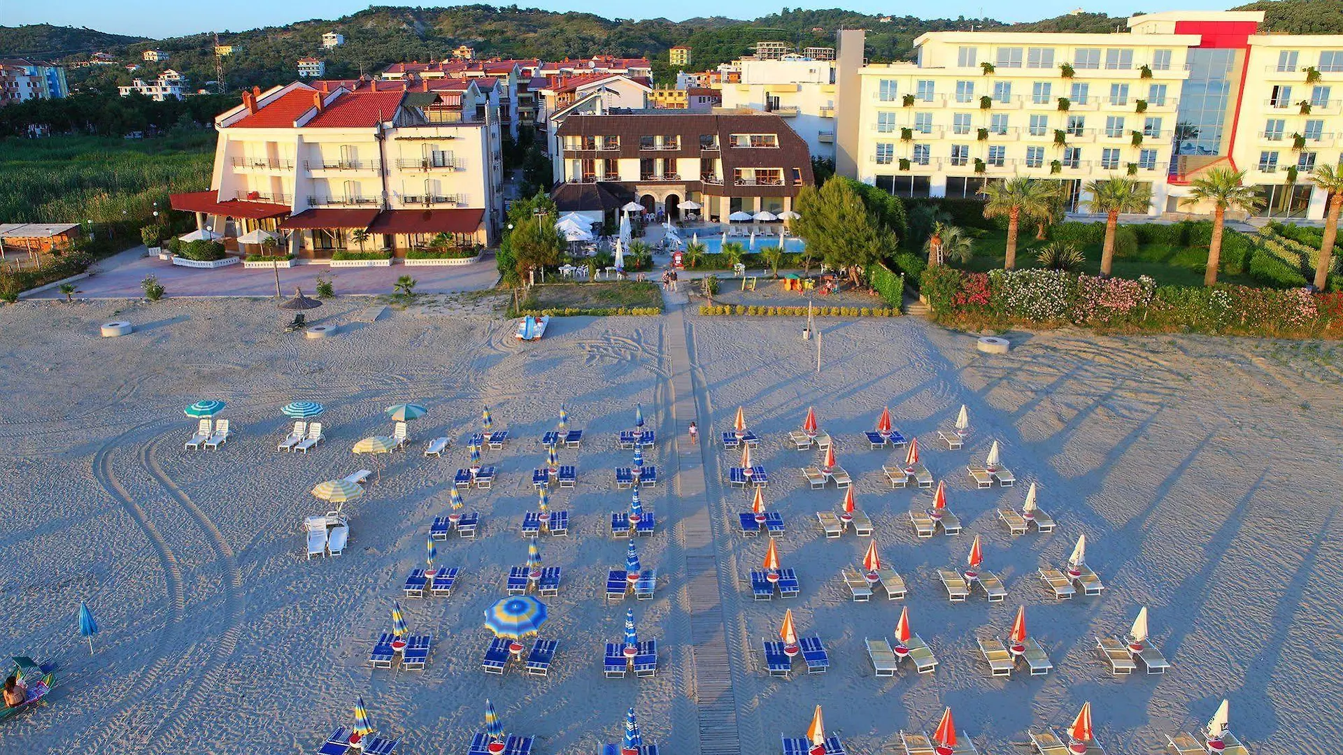 Hotel Oaz Golem  4*, Golem (Tirana)